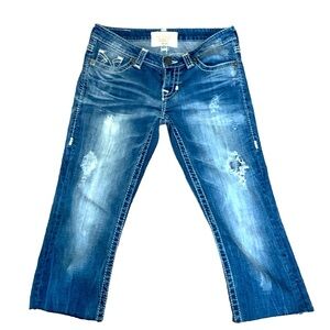 BIG STAR WOMENS DISTRESSED CAPRI CUT OFF HEM SIZE 27